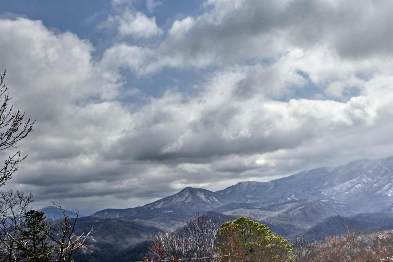 Gatlinburg Home Mountain Views And Indoor Hot Tub! Buitenkant foto